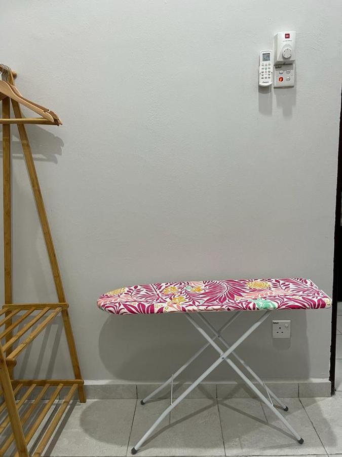 D'Sara Homestay Fully Furnished 3 Bedrooms All Aircond 2 Miles Centre Chukai Luaran gambar