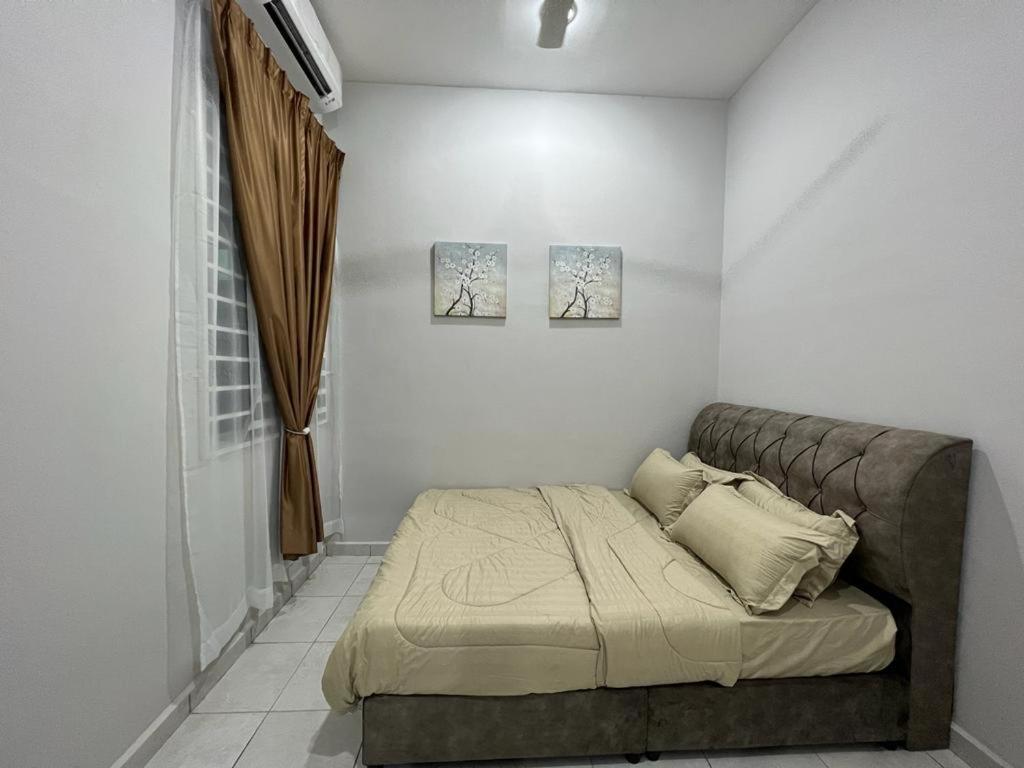 D'Sara Homestay Fully Furnished 3 Bedrooms All Aircond 2 Miles Centre Chukai Luaran gambar
